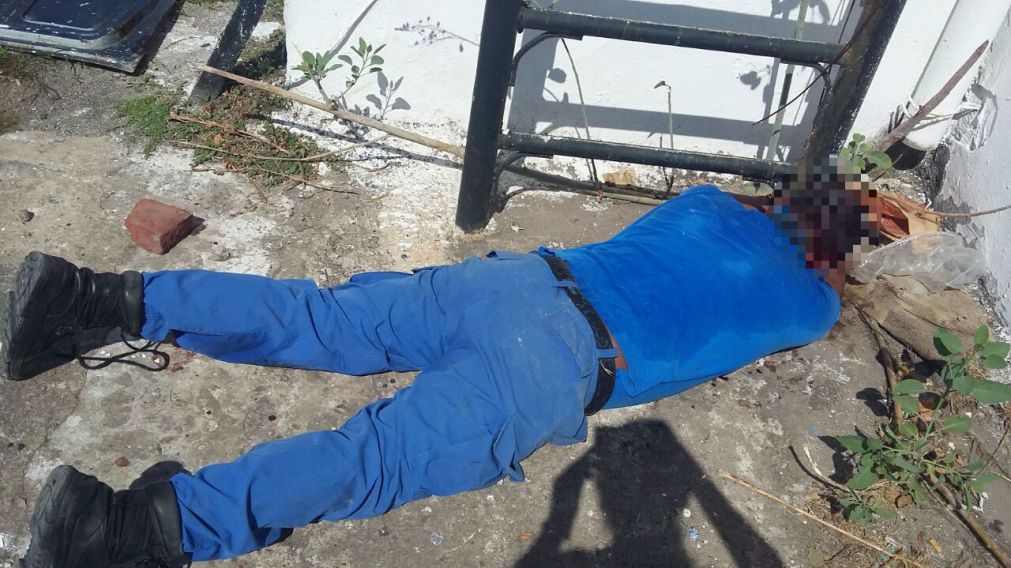 Fue trasladado en m�vil policial. 