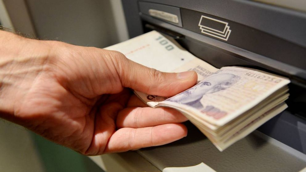 Desde los bancos se indicó que habrá operativos de recargas.