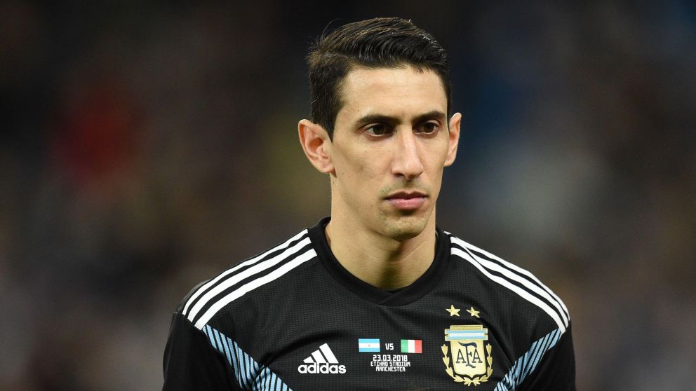 Fideo quedó serio, se pierde el partido ante España. (AFP)