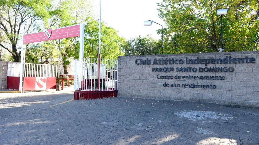 Villa Domínico. Sede donde entrena el "Rojo" y donde se hallan las pensiones de los pibes.