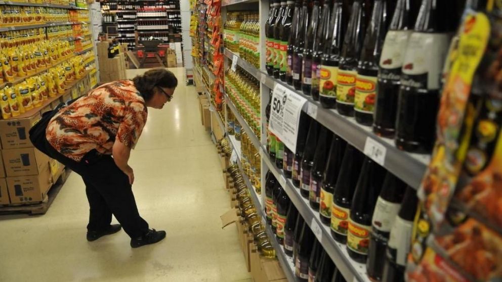 El ultimo censo informó cuando necesito una familia tipo para no ser pobre o indigente.