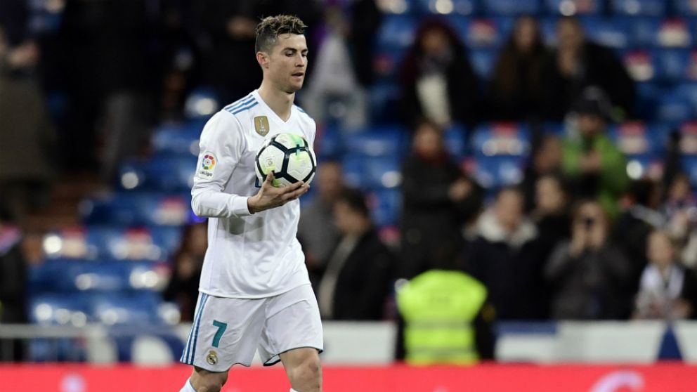 Una pelota más para su vasta colección personal (AFP).
