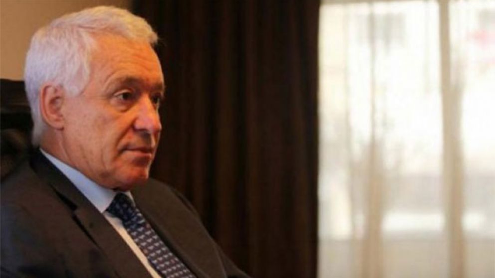 El presidente de Racing minimizó lo ocurrido con Centurión.