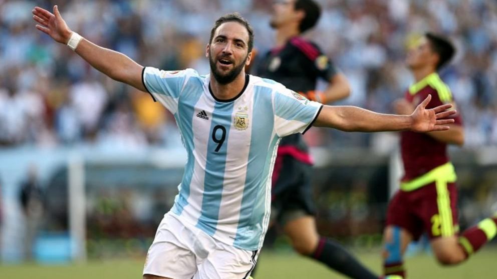 La ironía de Higuaín para los que lo critican