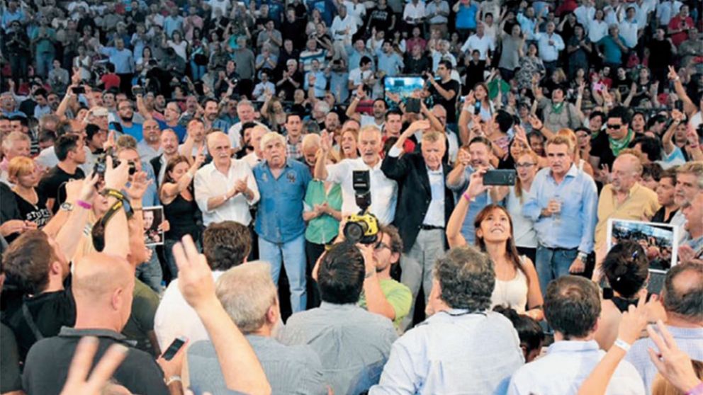 Moyano, Gioja, Taiana, Rossi y Rodríguez Saa, entre otros.