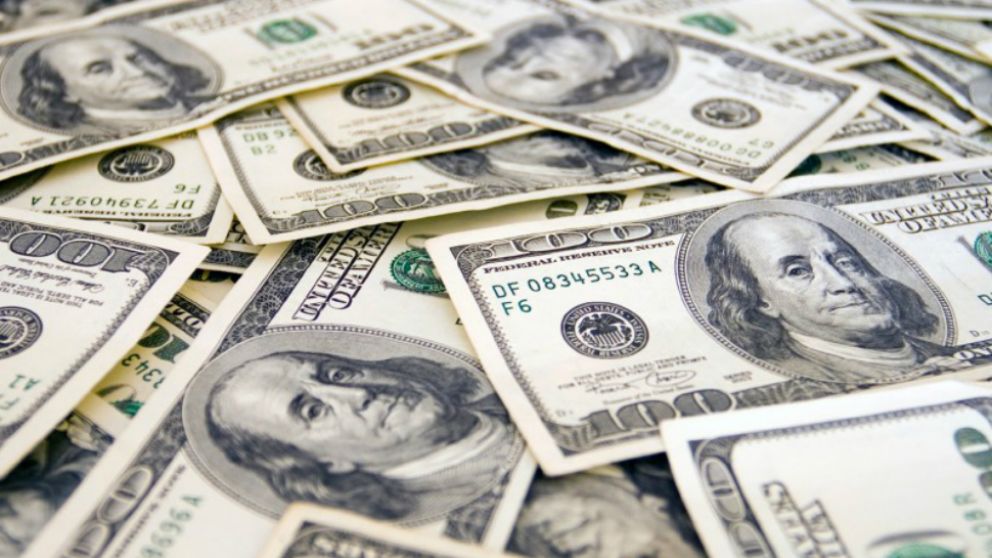 La moneda norteamericana avanzó en su cotización.