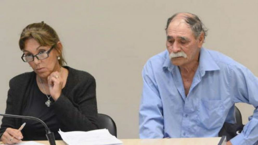 El hombre deberá permanecer detenido (El Liberal).