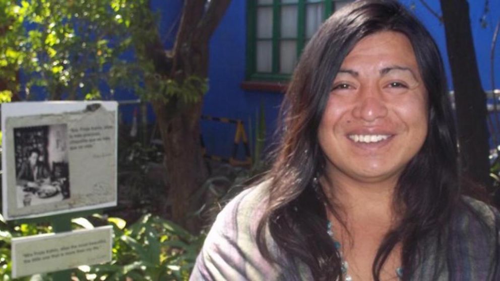 Diana fue asesinada a puñaladas en su departamento de Flores.