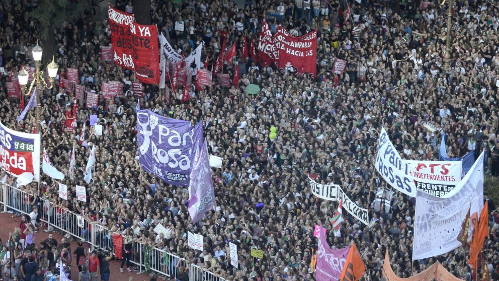 Lo que dejó la multitudinaria marcha (Fernando Pérez Re - Diario Crónica)