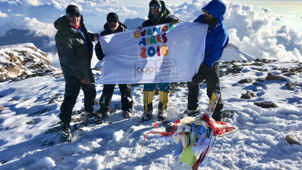 En la cima, el objetivo está cumplido y tiene gusto a hazaña.