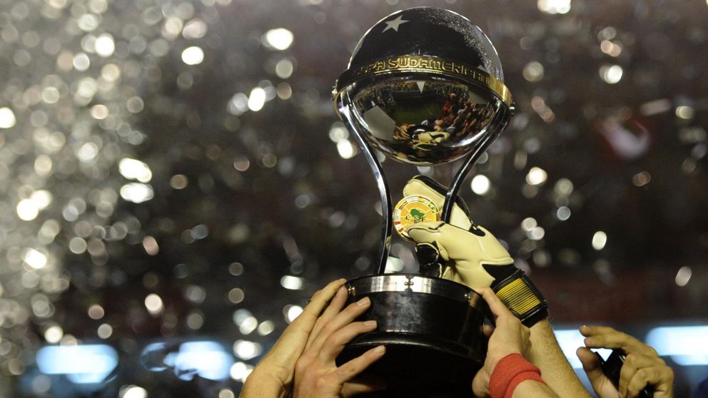 Fixture, goleadores y planteles de la Copa Sudamericana