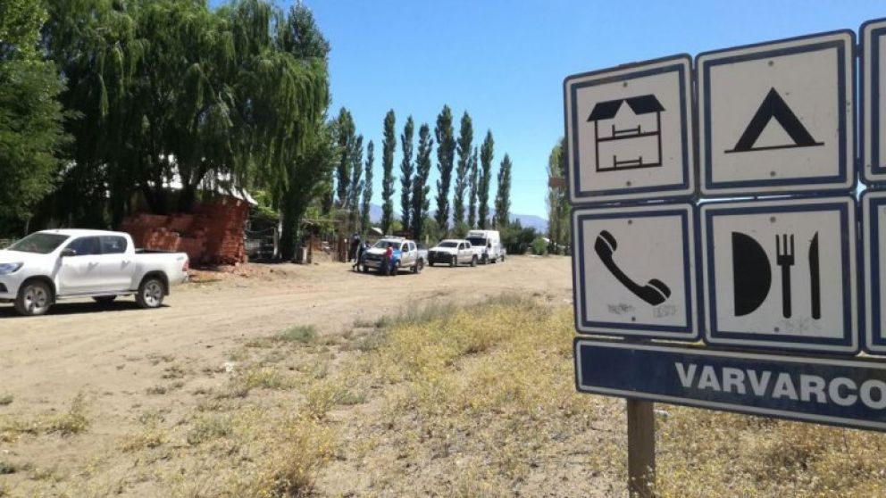 Se cree que Lorenzo Muñoz aún está en Neuquén y lo cubren sus hermanos
