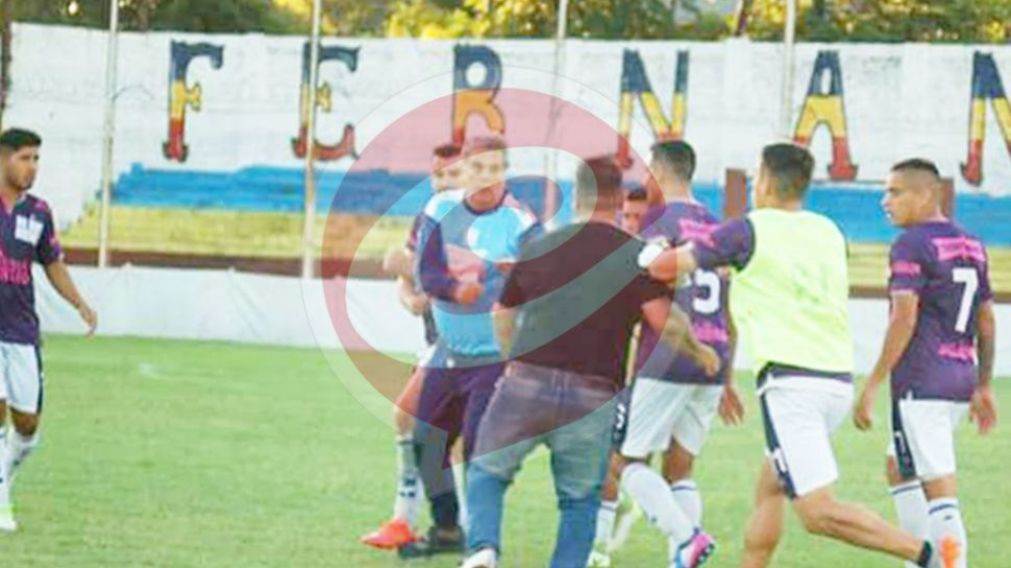 El momento de la brutal agresión (Gentileza N. Sanfenraiter y N. Peña)