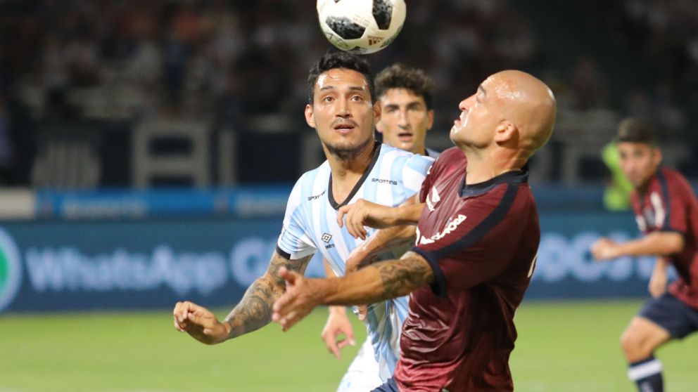 "T" ataca, "T" lo da vuelta y "T" deja a cinco de Boca