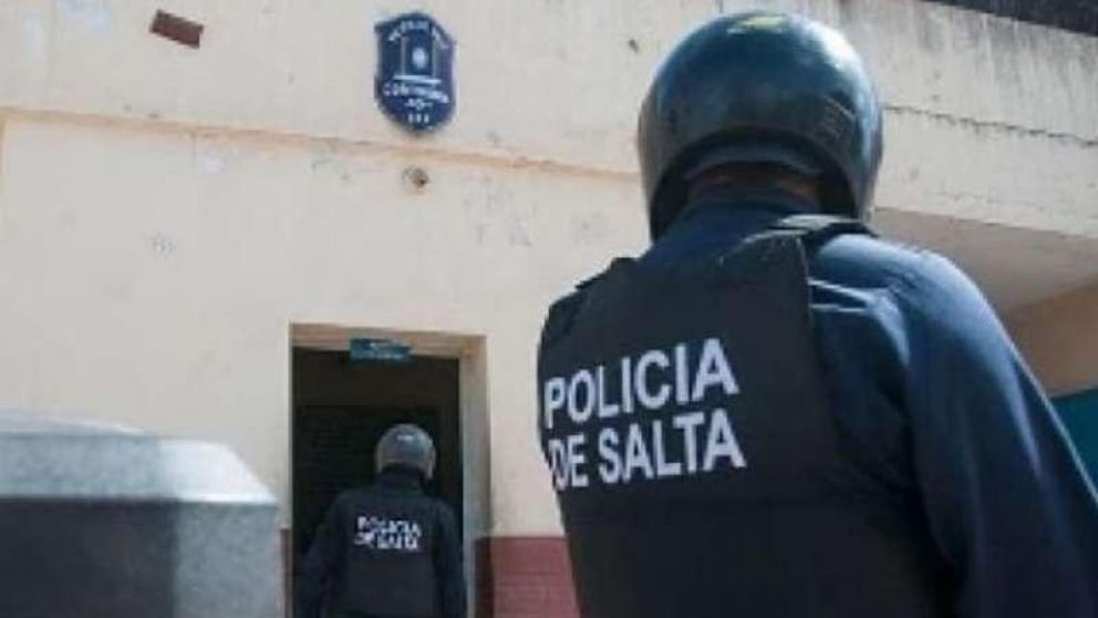 El detenido asegura que está todo armado.