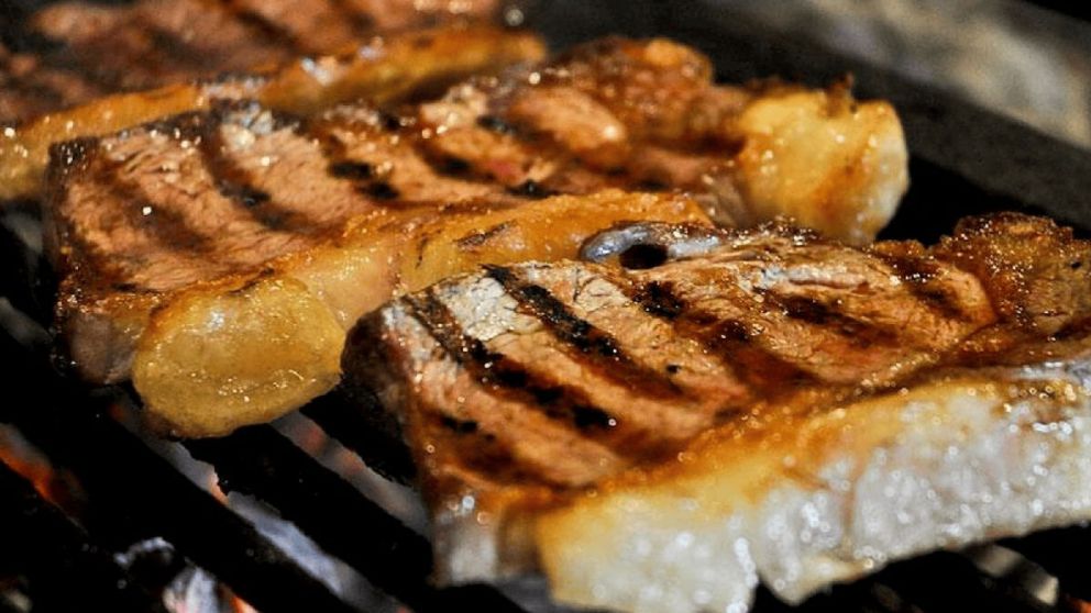 Ni marucha ni entra�a: El corte que baj� su precio, rinde mucho y sale tierno a la parrilla o en el horno