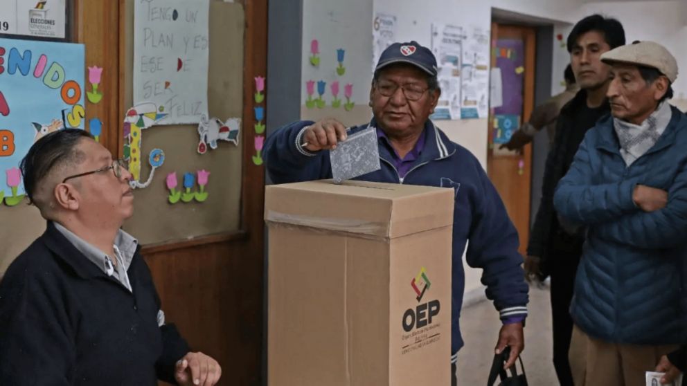 M�s de 60 mil bolivianos se encuentran habilitados para votar.