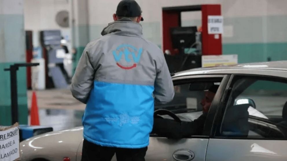 El Gobierno bonaerense hizo un acuerdo con CAVEA y estableció el congelamiento de precios de la Verificación Técnica Vehicular (VTV).