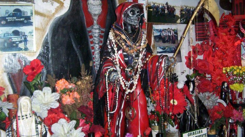 Le decía a su novia: "Te voy a matar, soy San La Muerte"