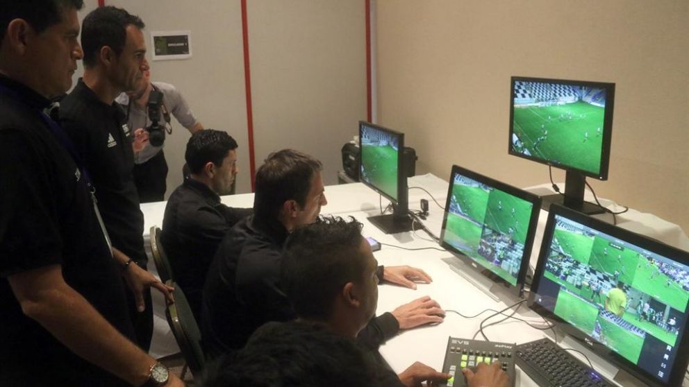 El VAR se utilizará en el Mundial de Rusia 2018.
