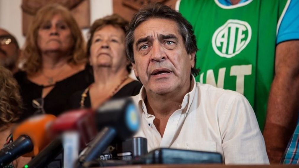 El Secretario General Hugo "Cachorro" Godoy anunció las medidas.