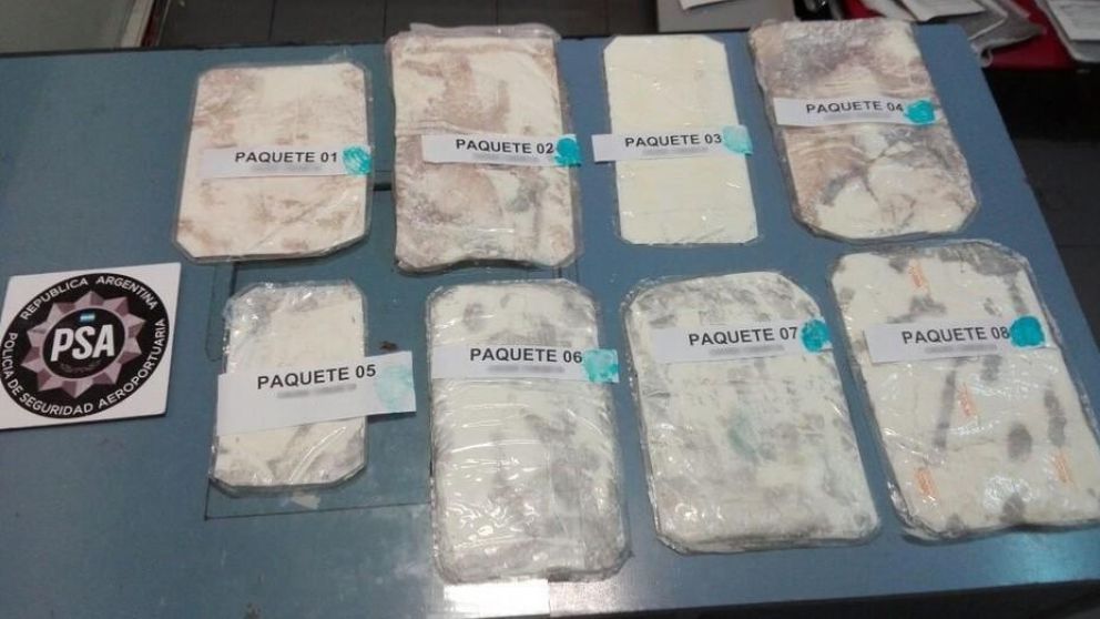 El ruso poseía poco más de 3,5 kilos de cocaína. (PSA)