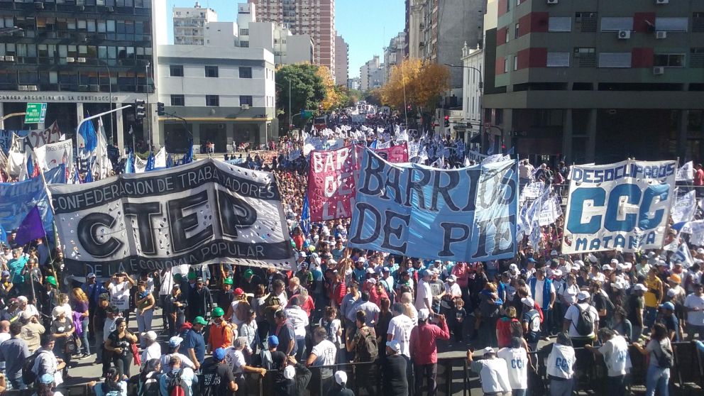 La agenda de reclamos de las organizaciones sociales se endurece.