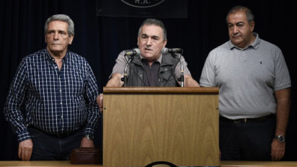 Para líder de la UOCRA se "cumplió una etapa".