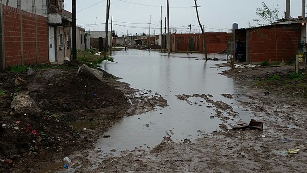 El violento homicidio se produjo en el peligroso Barrio La Palangana.