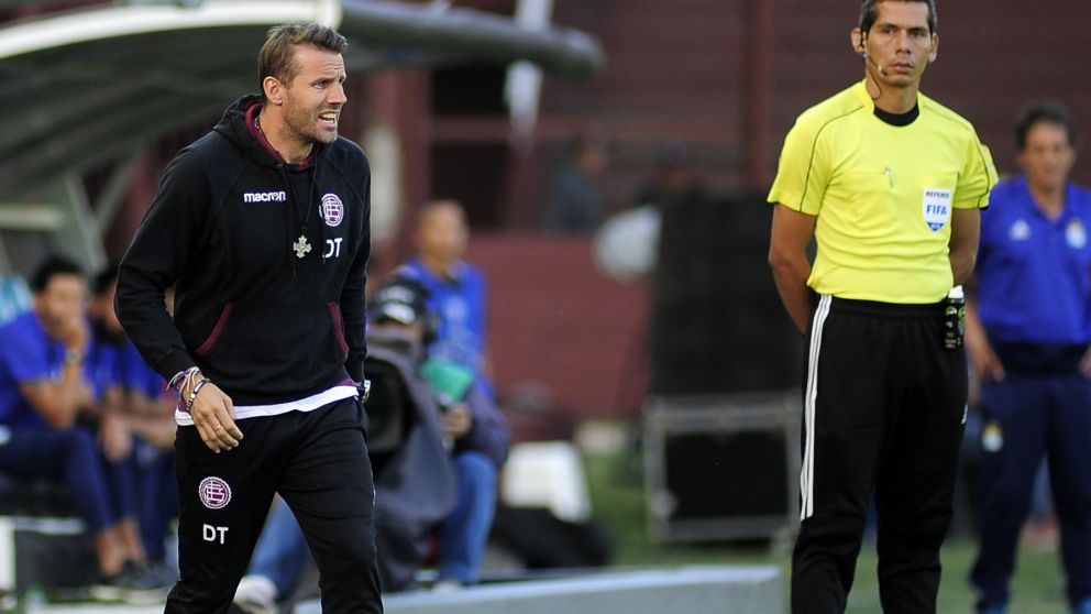 Carboni se fue muy conforme con lo realizado por Lanús.