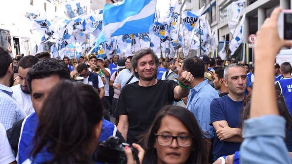 Máximo en la marcha de Moyano. (Twitter)