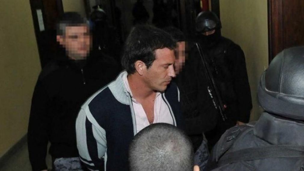 Enrique Montuelle, autor de tres homicidios, reclamó $700.000 por sufrir daños físicos y psicológicos durante su reclusión. La Justicia ordenó que se le dé la mitad (gentileza de eldiarionuevodia.com.ar)