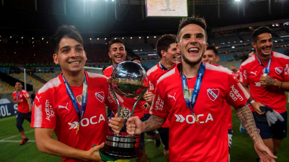 El rojo y su mística van por otra copa.