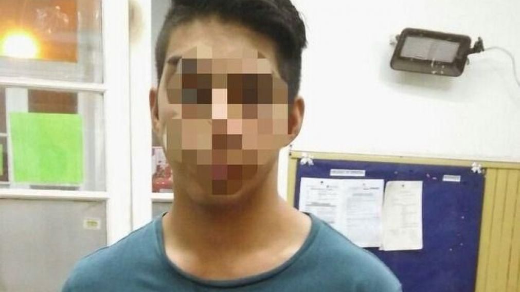 El joven asesino se vio acorralado y decidió entregarse.