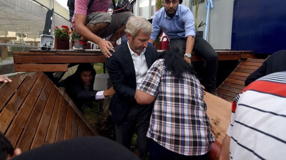 El ministro del Interior, uno de los involucrados en el derrumbe (Perfil).
