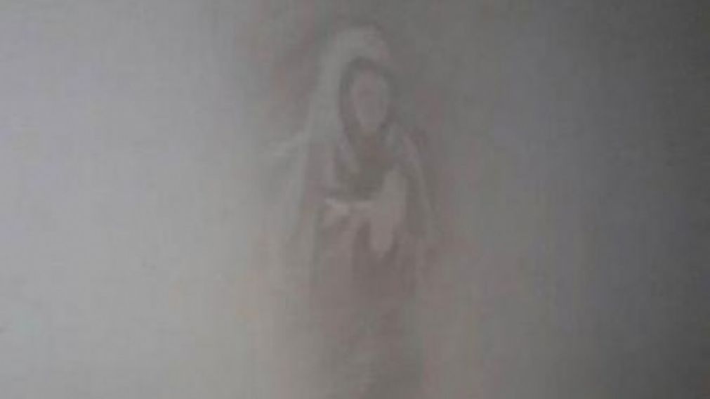 La aparición de la Virgen de Lourdes en su día, generó emoción en los fieles