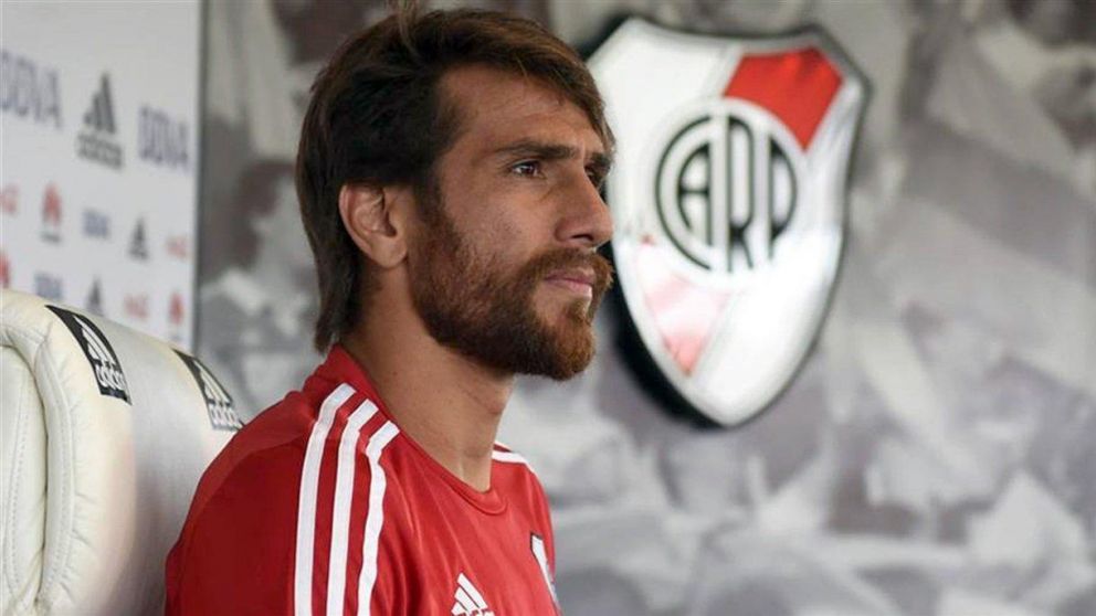 El mediocampista podría ser inhabilitado para jugar profesionalmente.