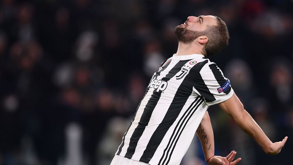 Gonzalo lamenta haber fallado el penal. (AFP)