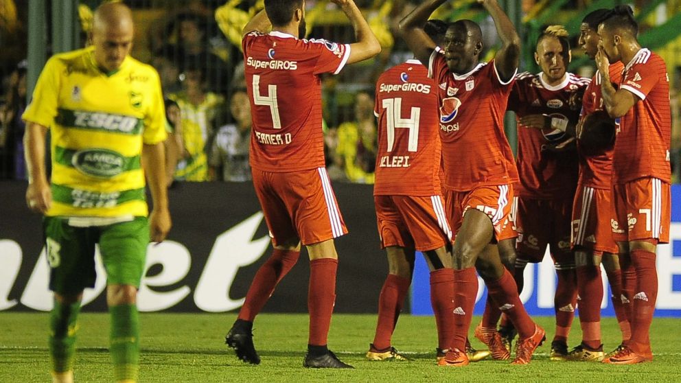 El América celebra el tanto de penal de Martínez Borja (FotoBaires).