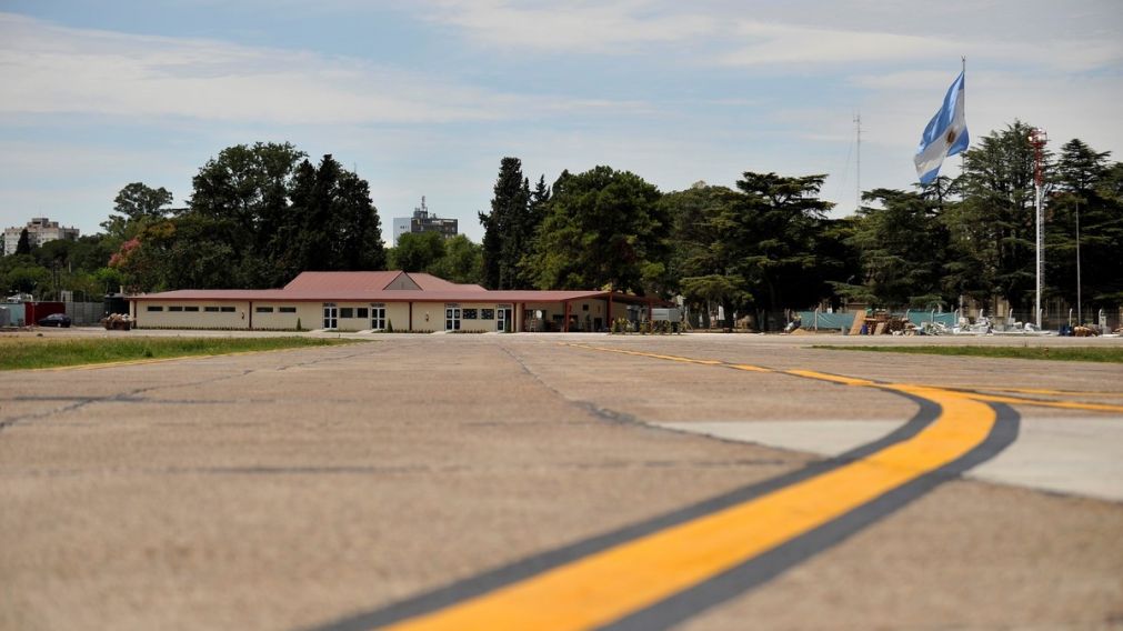 Se postergó la inauguración del Aeropuerto de El Palomar.