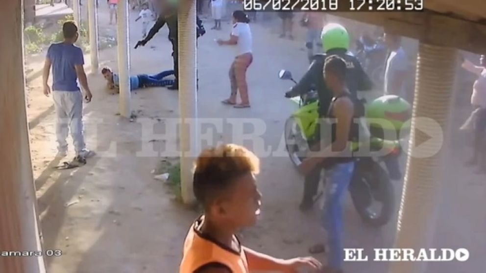 Robó gaseosa y la policía lo ejecutó de 4 tiros