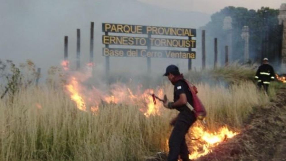 El incendio ya se encuentra sofocado.