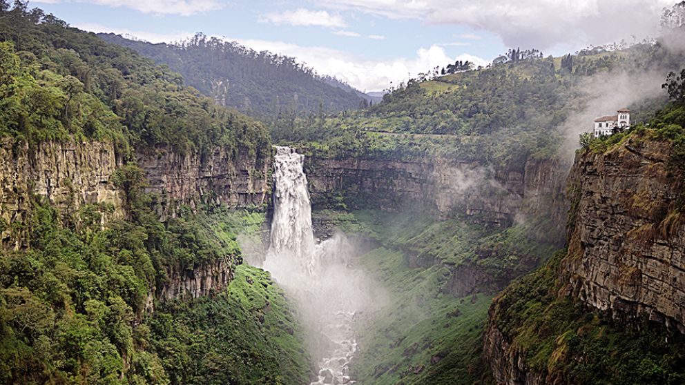 Fantasmas invaden El Salto de Tequendama