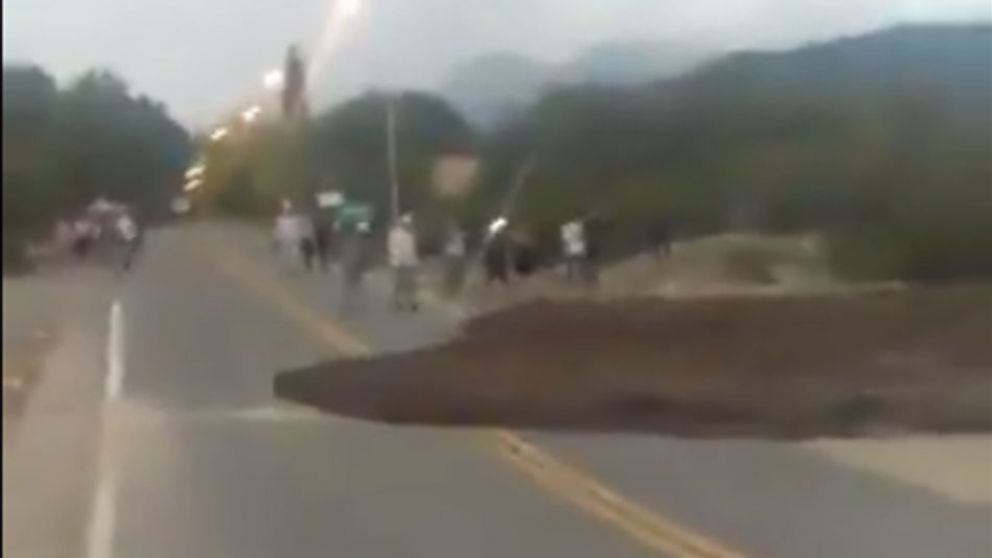Así se veía el río sobre la ruta. (@OTEROSALTA)