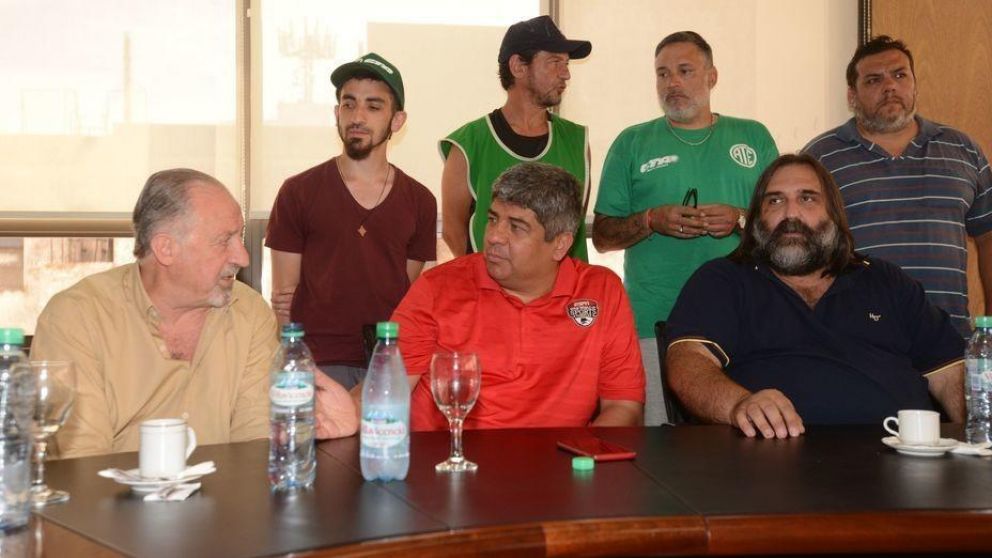 Pablo Moyano junto a Hugo Yasky y Roberto Baradel (gentileza de Clar�n).