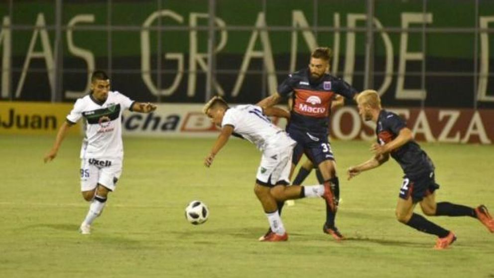 Un partido con pocas emociones (Diario de Cuyo).
