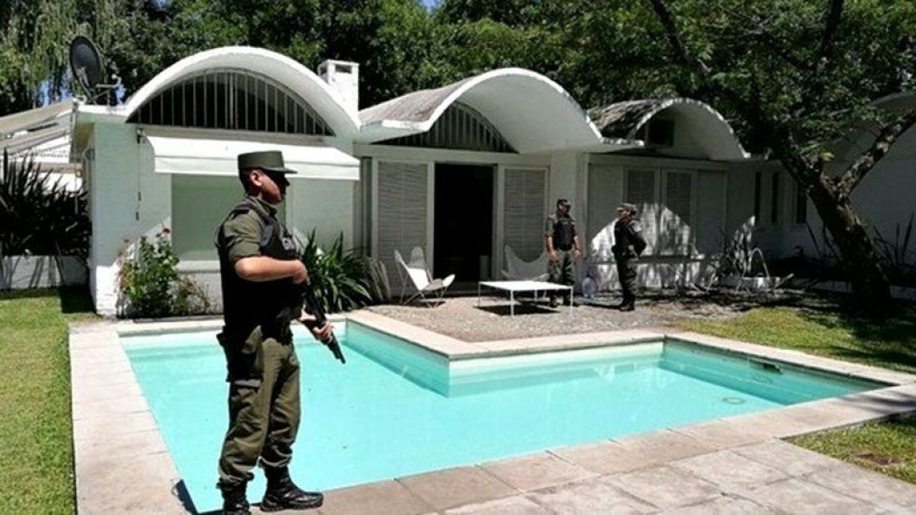 Detienen a banda narco en el Olivos Golf Club