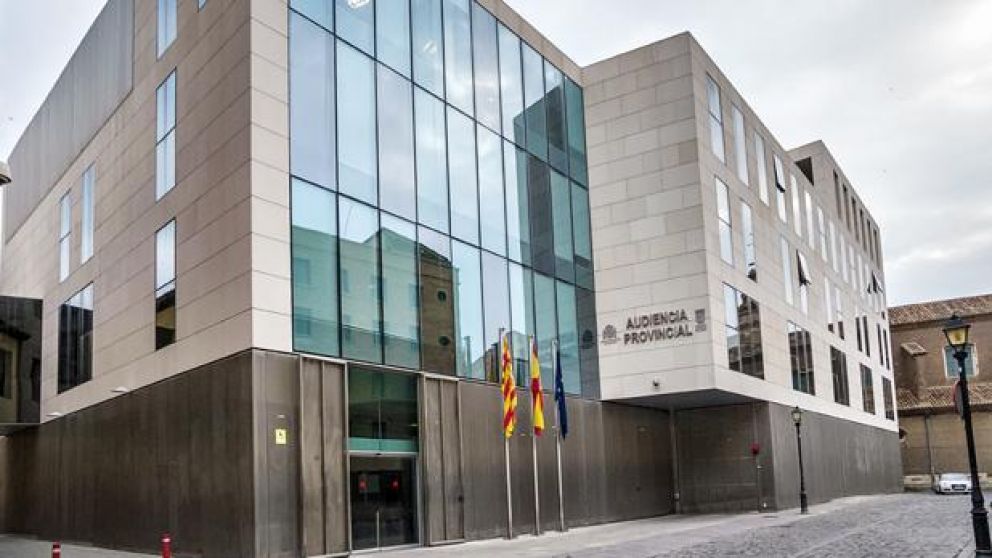 Rebajan pena a bestia que violó a su nieta porque "estaba dormida"