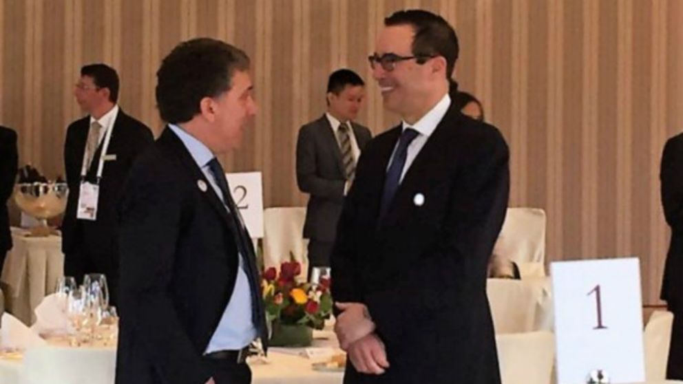 Dujovne se reunió con el secretario del Tesoro de Estados Unidos