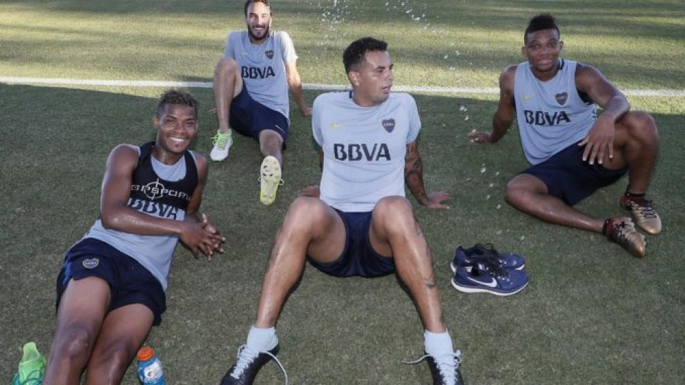 Wilmar Barrios, Edwin Cardona y Frank Fabra, a las órdenes de Guillermo. (somosdeboca.net)